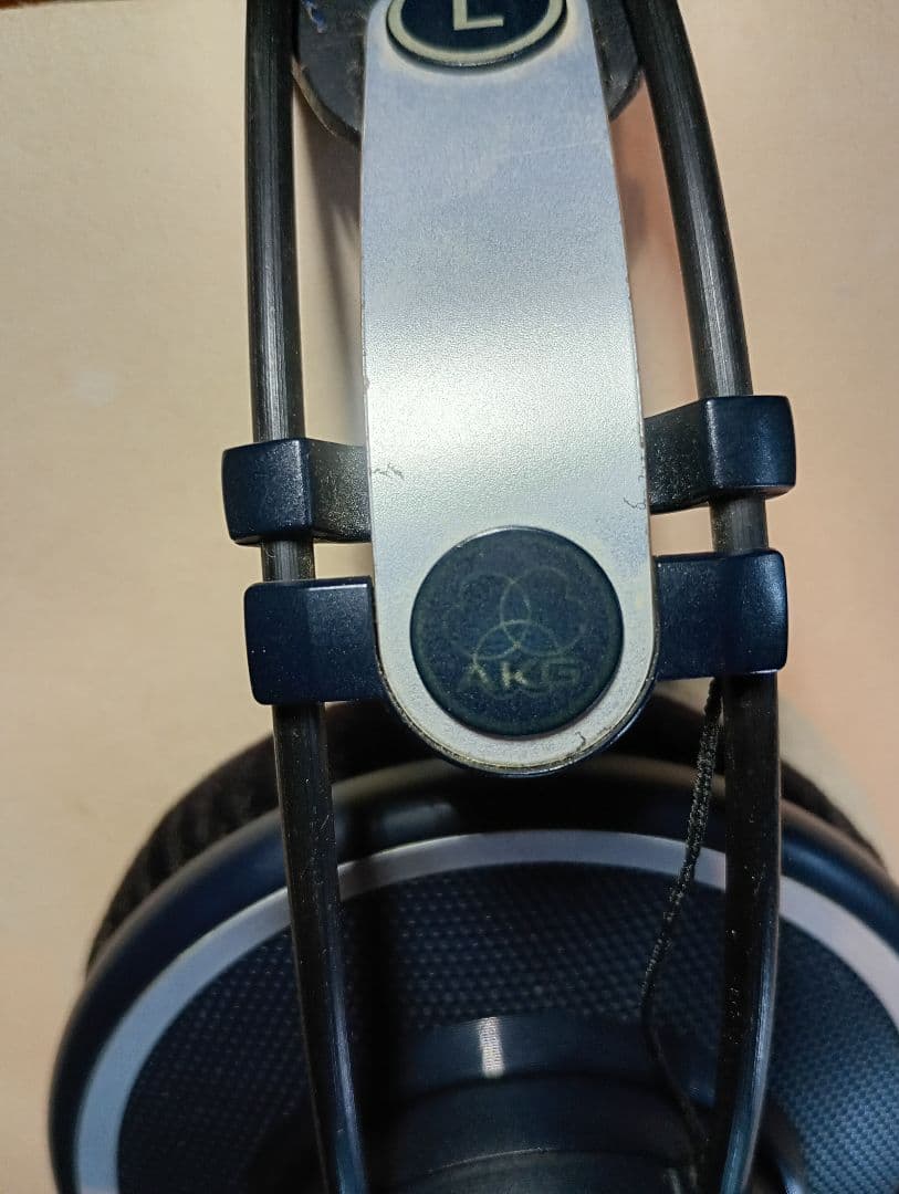 AKG K702 開放型ヘッドフォン(箱無し)