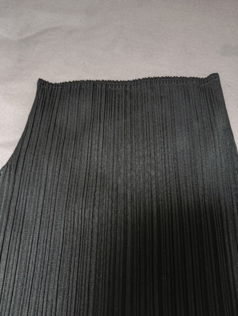 ISSEY MIYAKE ブラックタートルネック　黒