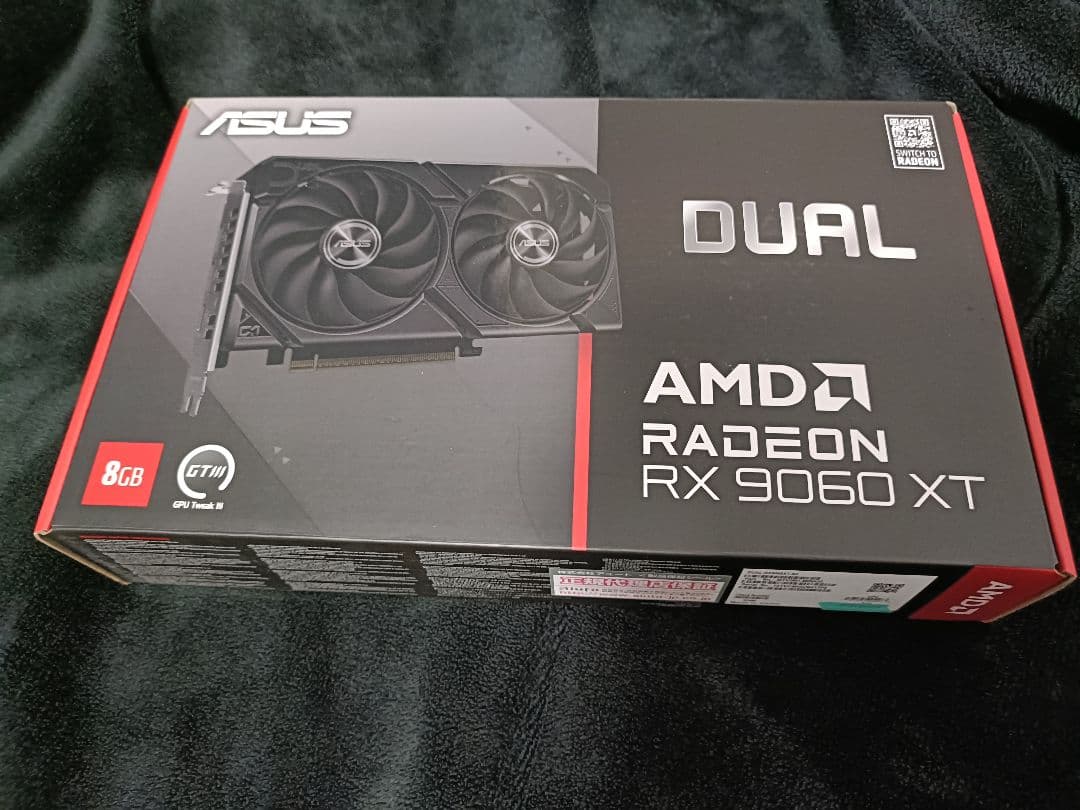 ほぼ新品 ASUS Radeon RX 9060 XT 8GB