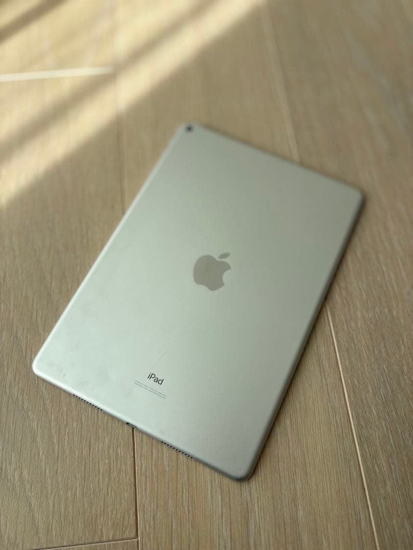 ipad air 第3世代　シルバー