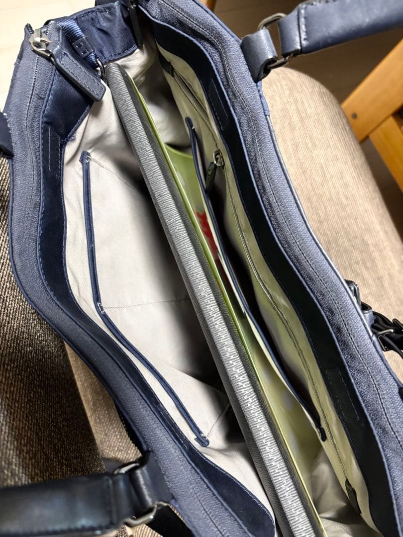 トゥミ196333DGE VOYAGEUR SHERYL レディース