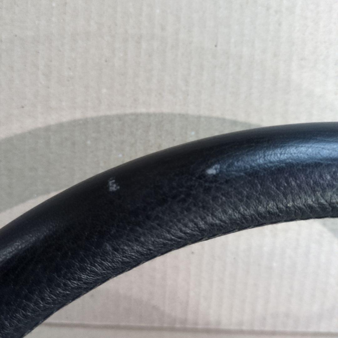 MOMO スポーツステアリングホイール 黒/赤