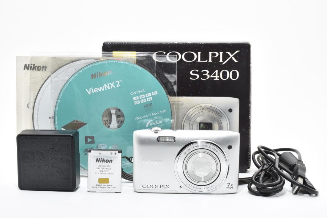 《 美品 》　ニコン　Nikon COOLPIX S3400 シルバー　動作OK