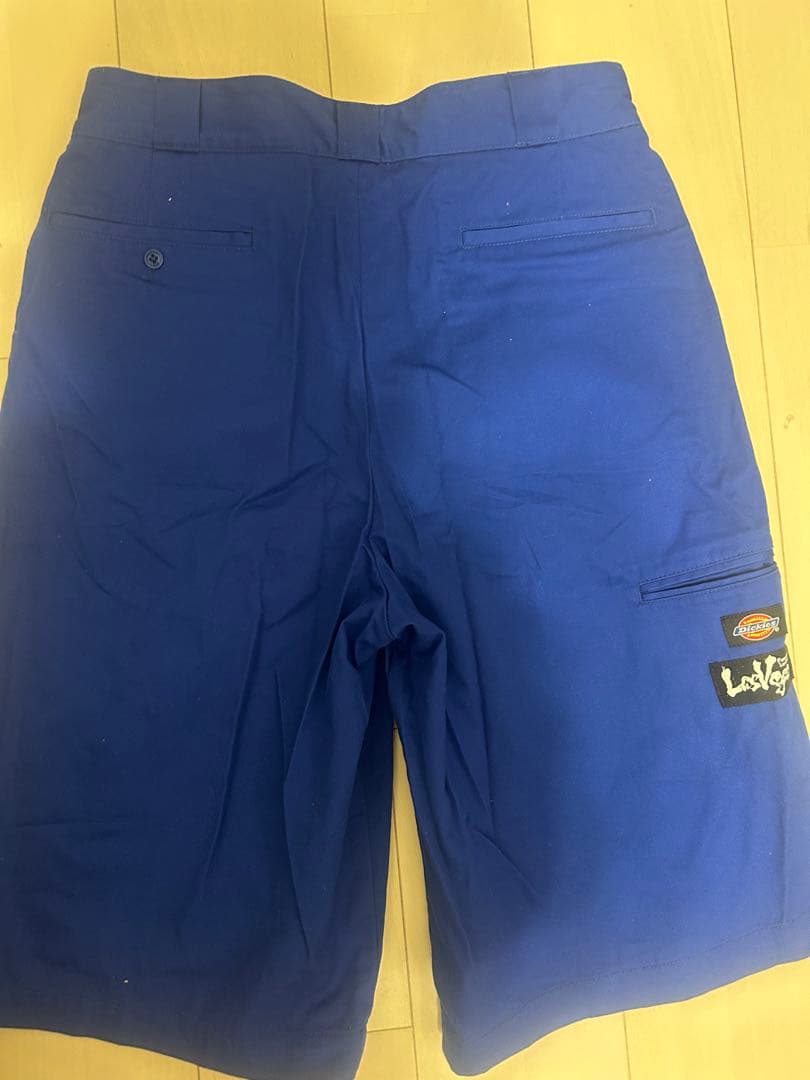 青色ショートパンツ 白ストライプ Las Vegas