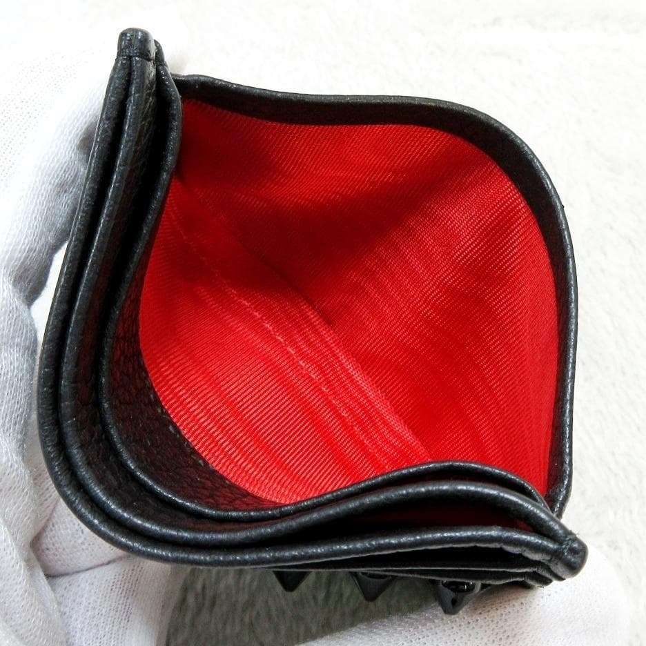 クリスチャンルブタン キオス スパイクスタッズ カードケース 名刺入れ