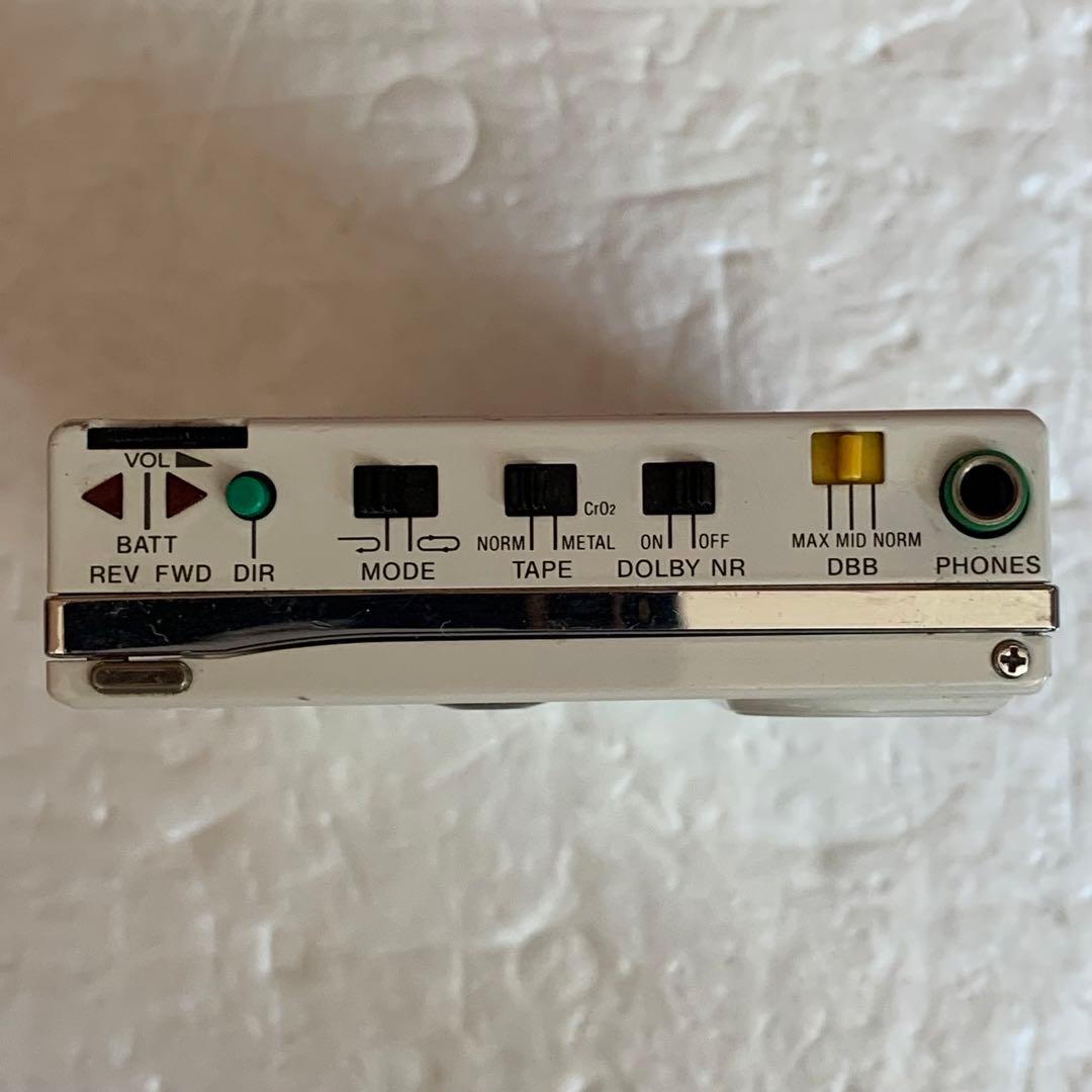 ジャンク ソニー SONY WM-501 カセット ウォークマン 壊れています