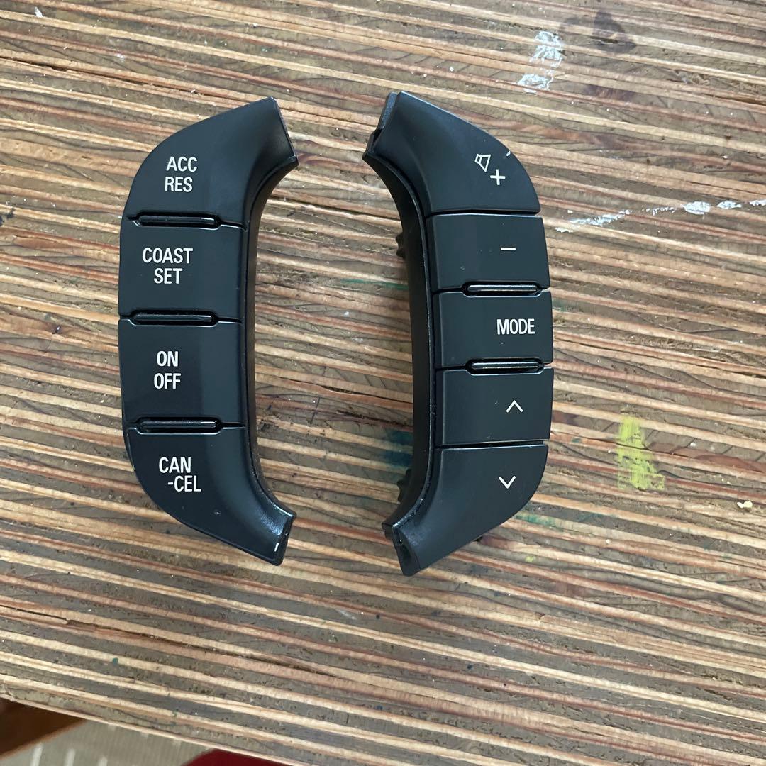 デリカD:5 ステアリングリモコンスイッチ、オーディオリモコンCV1W CV5W