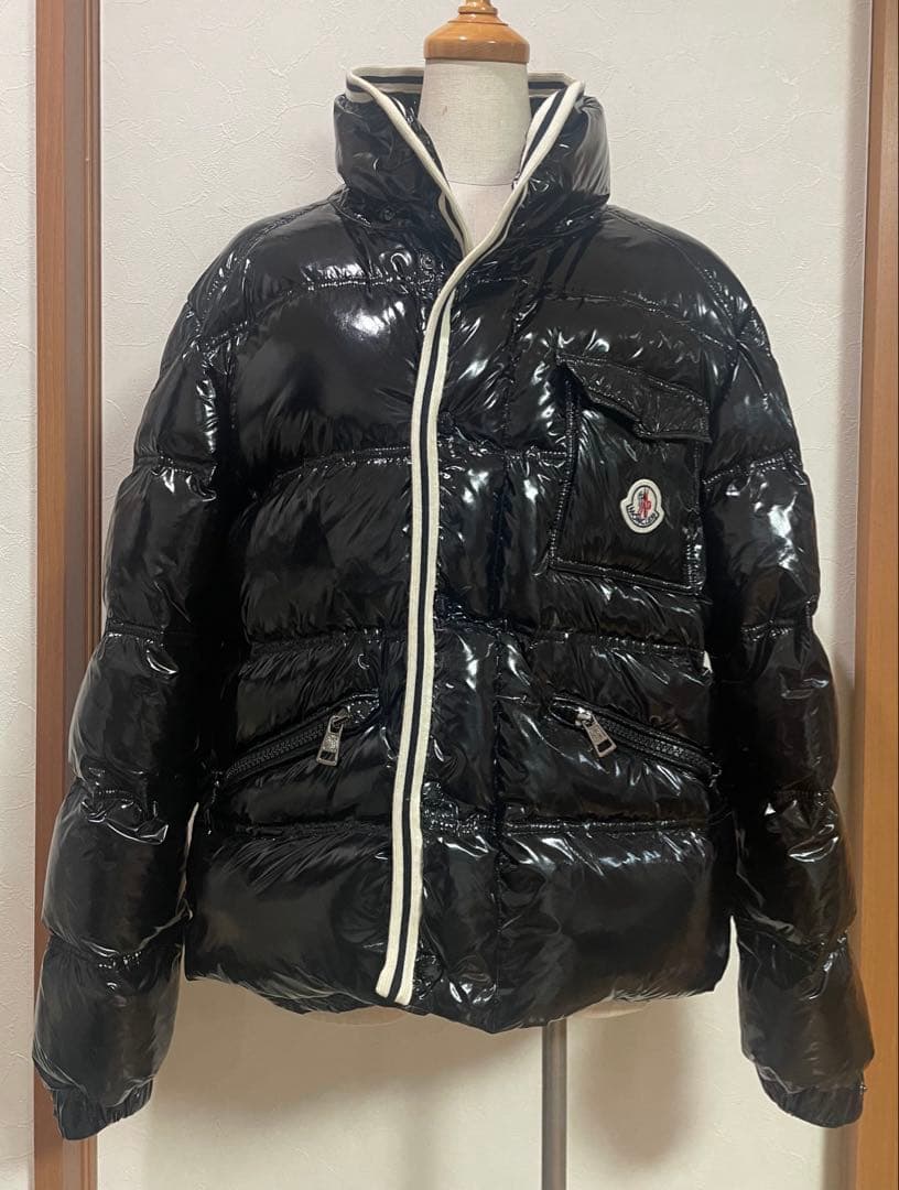 MONCLER モンクレール ダウンジャケット！