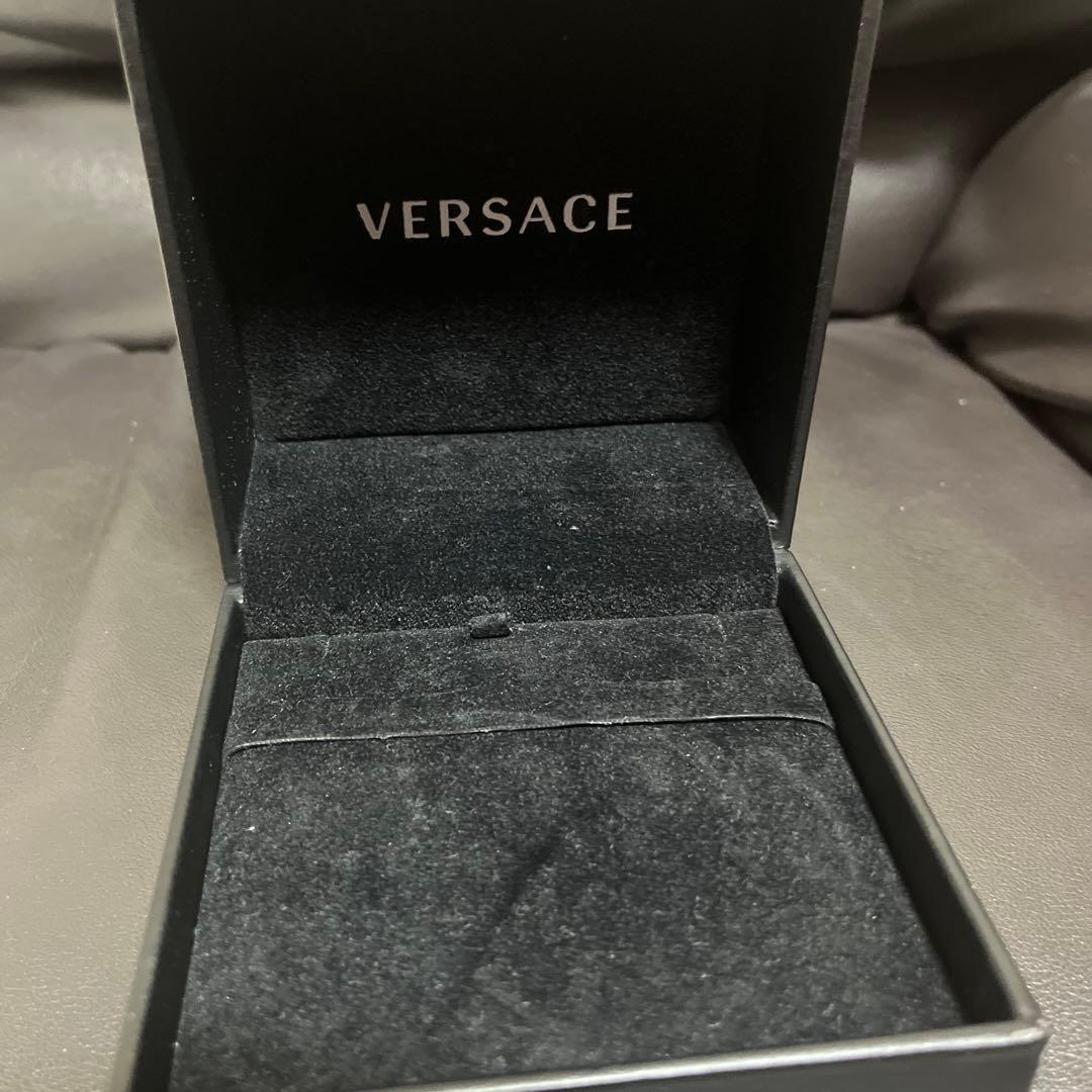 新品未使用　ヴェルサーチェ　VERSACE バングル
