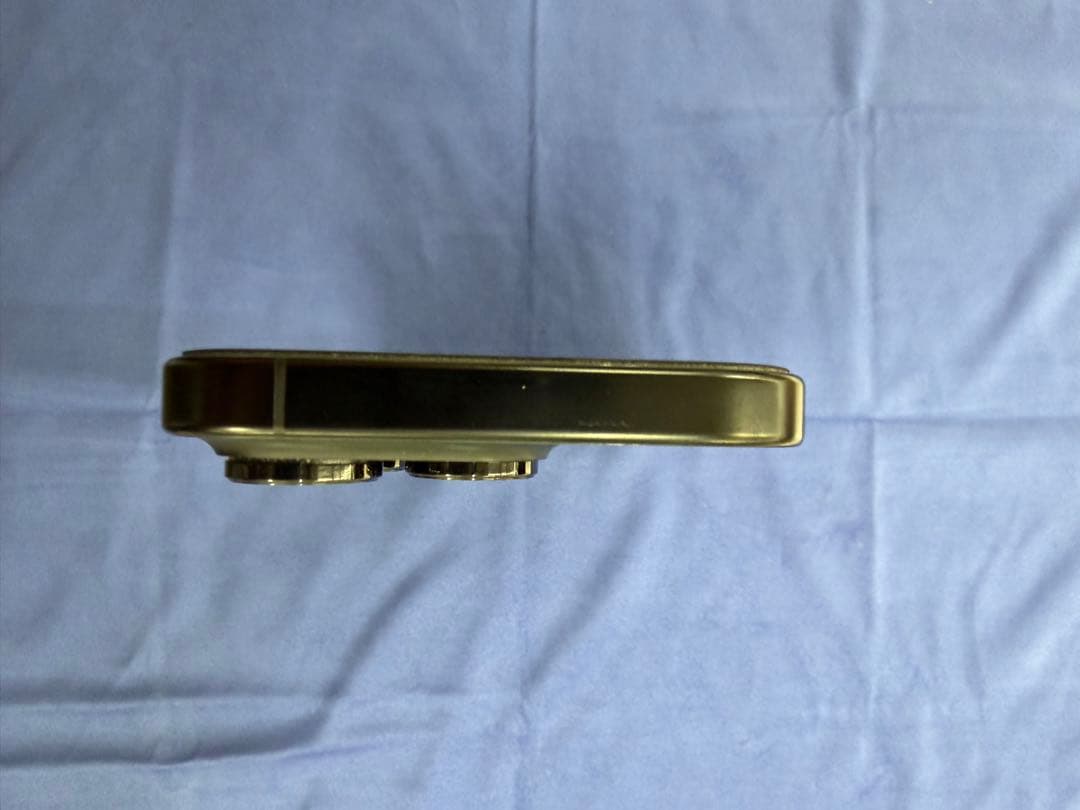 Apple iPhone 16 Pro ブラックチタニウム 本体