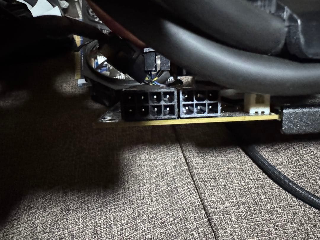 グラフィックボード・グラボ・ビデオカード ASUS RAMPAGE IV BLACK EDITION + GIGABYTE