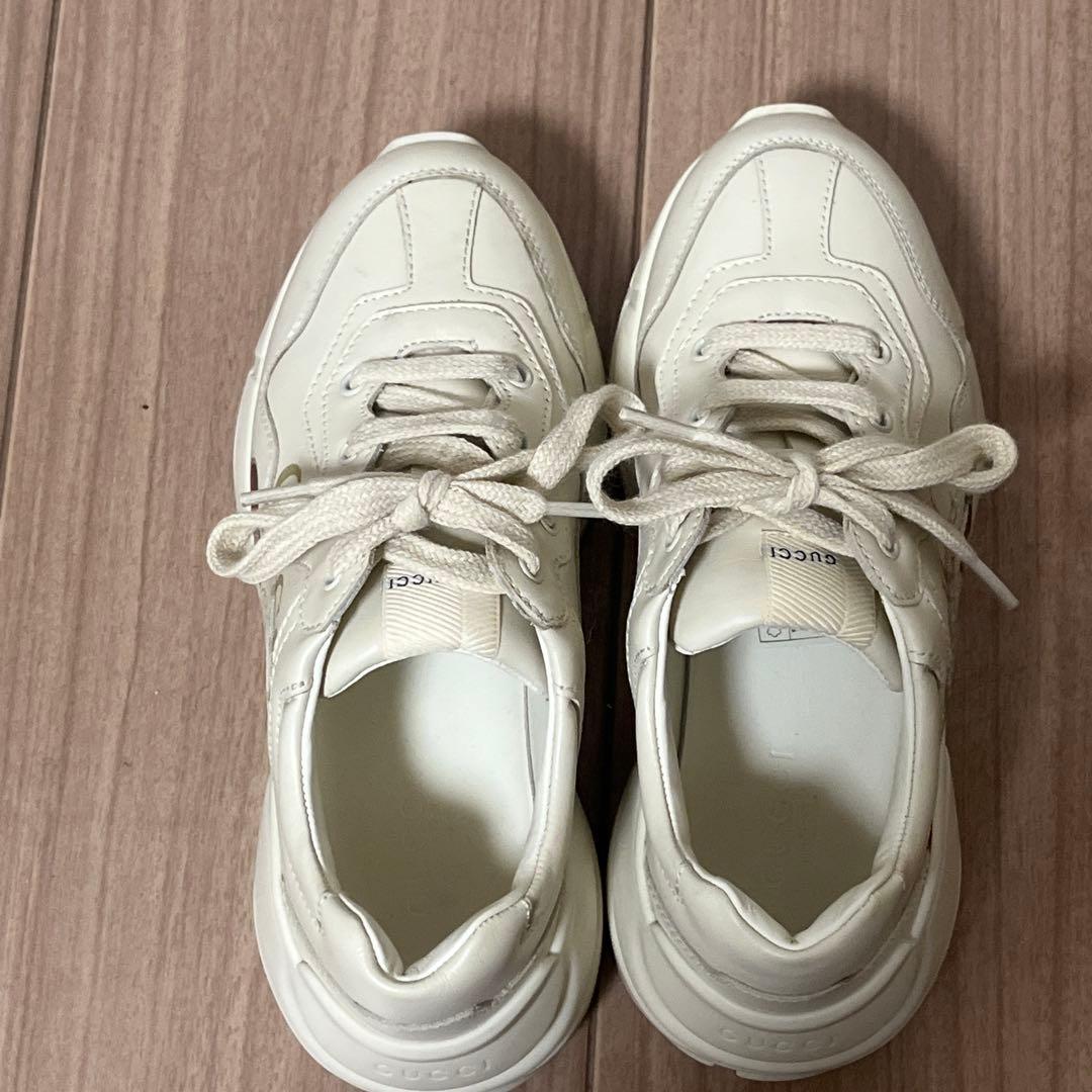 GUCCI ホワイトスニーカー サイズ30 19センチ