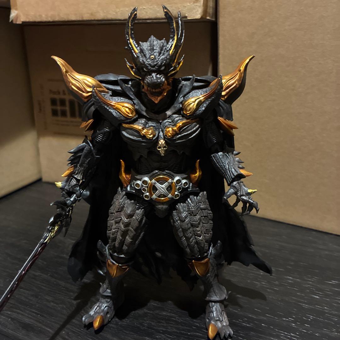 H*M様 牙狼　キバ　真骨彫