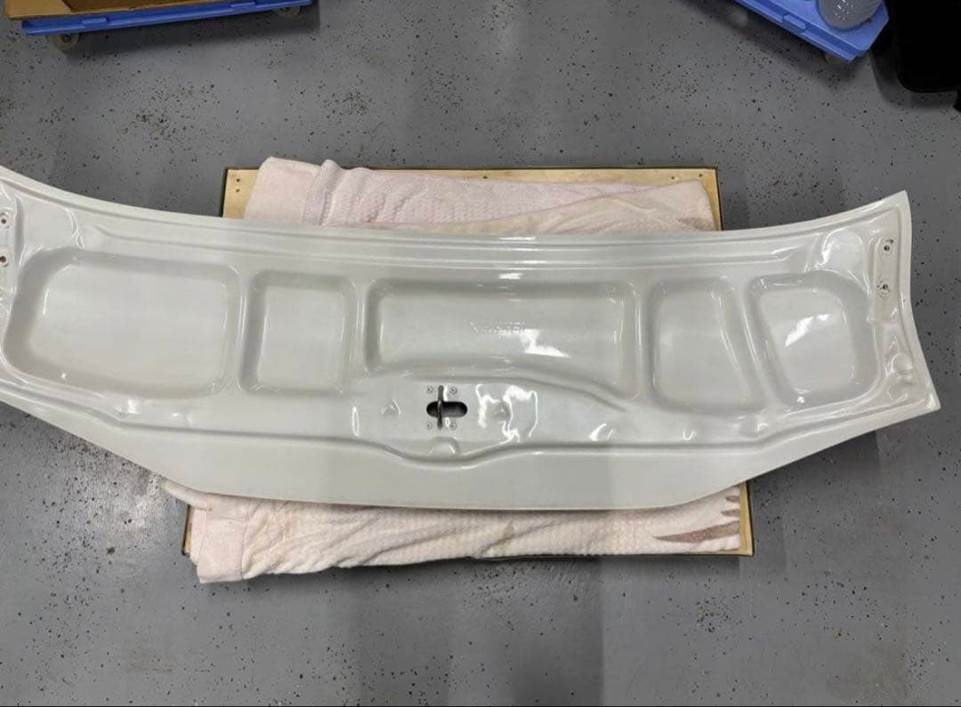 CRS ハイエース　バッドフェイス