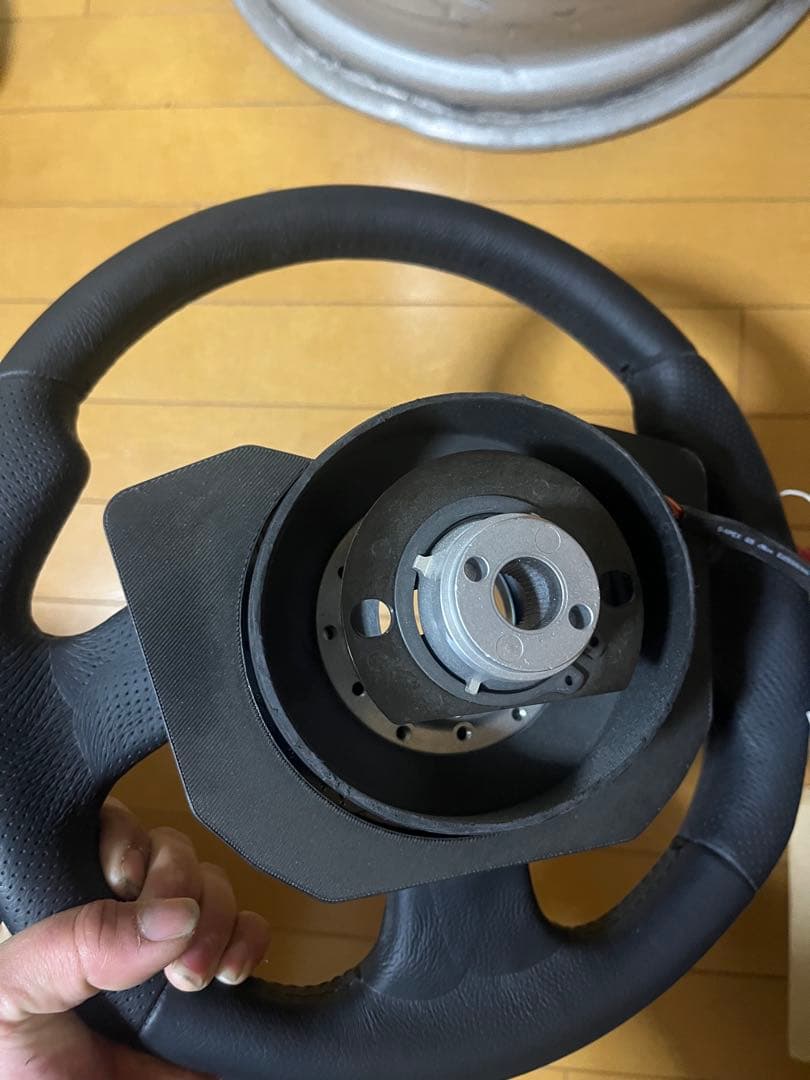 momo ステアリング　ジェット　拡張ボタン　NDロードスター　ボス付き