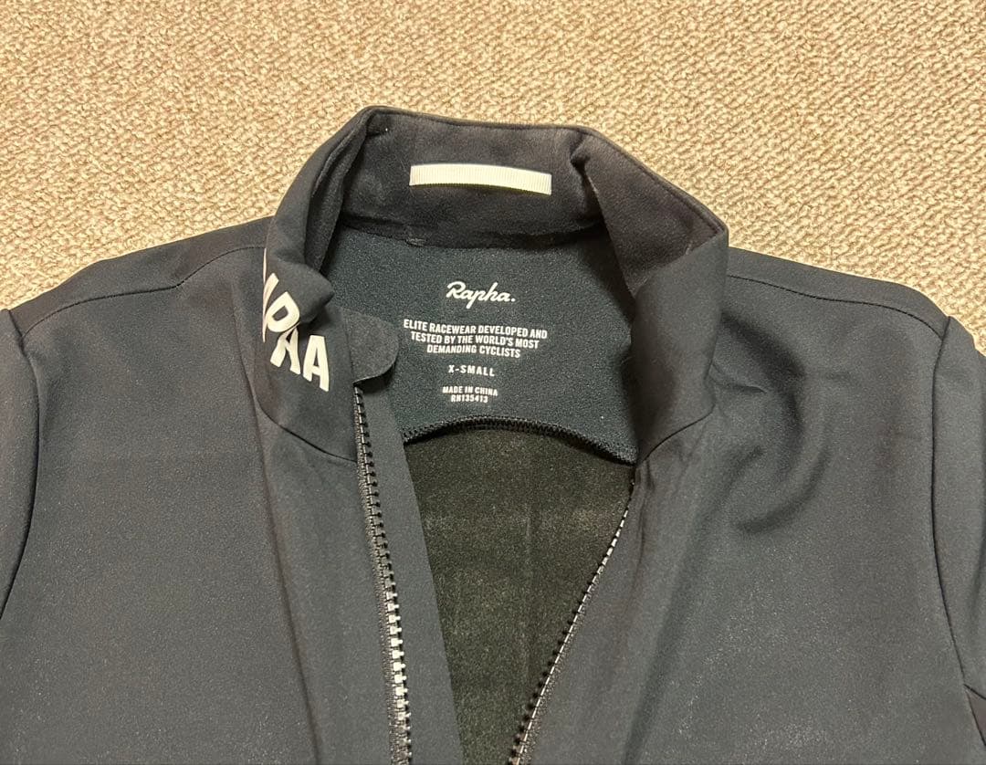 そあ　Rapha PRO TEAM トレーニングジャケット ブラック XS