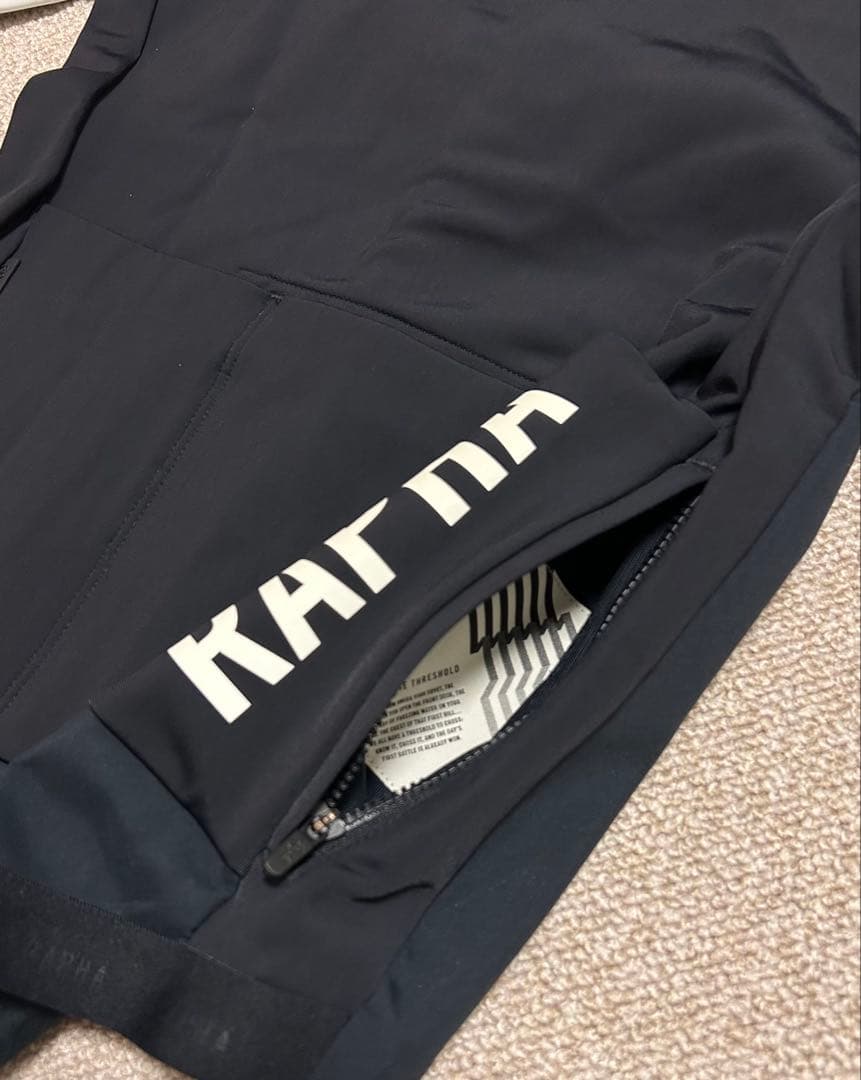 そあ　Rapha PRO TEAM トレーニングジャケット ブラック XS