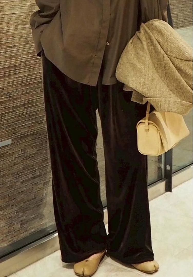 etre tokyo リラクシーベロアパンツ