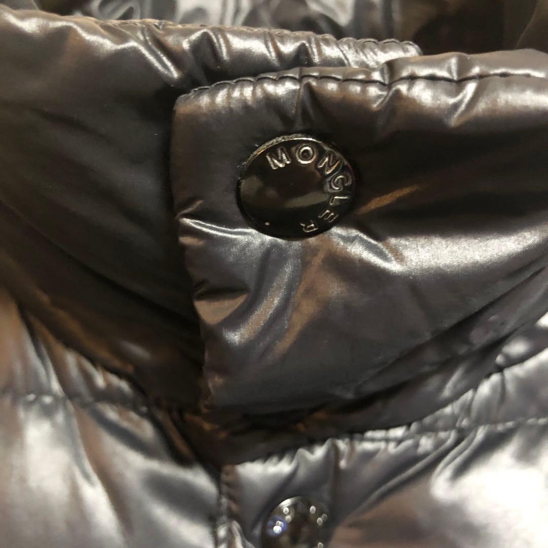 MONCLER ダウンベスト2