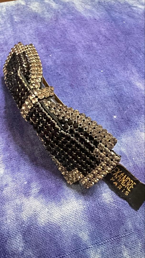 ALEXANDRE ビジューヘアアクセサリー ボウタイ ブラック・シルバー