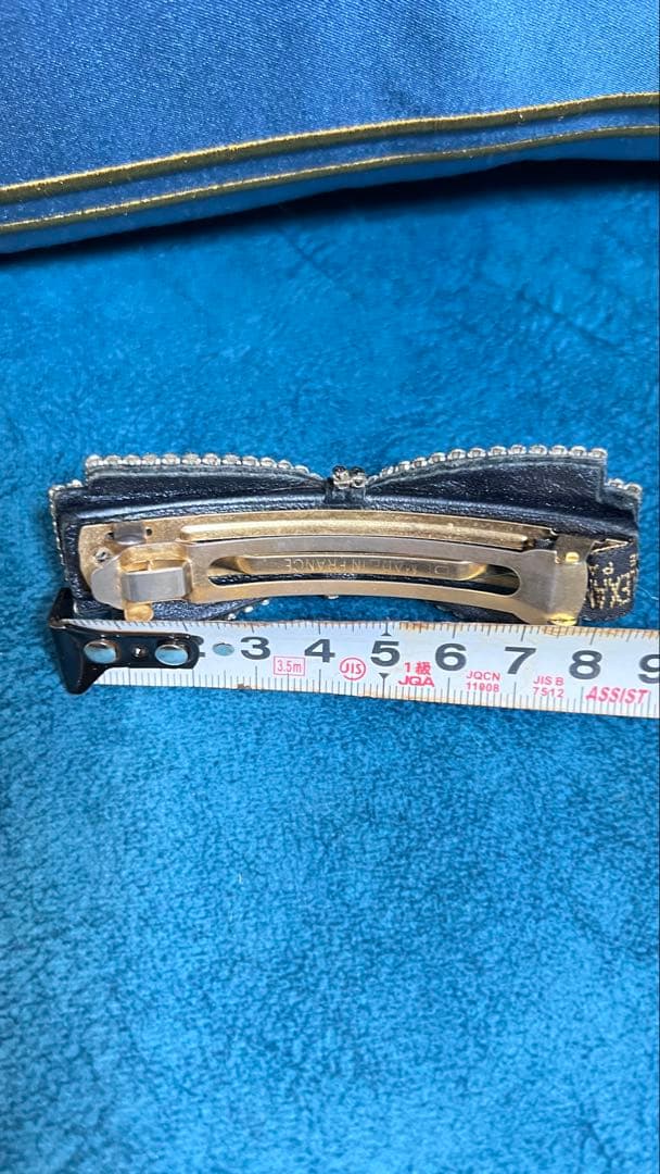 ALEXANDRE ビジューヘアアクセサリー ボウタイ ブラック・シルバー