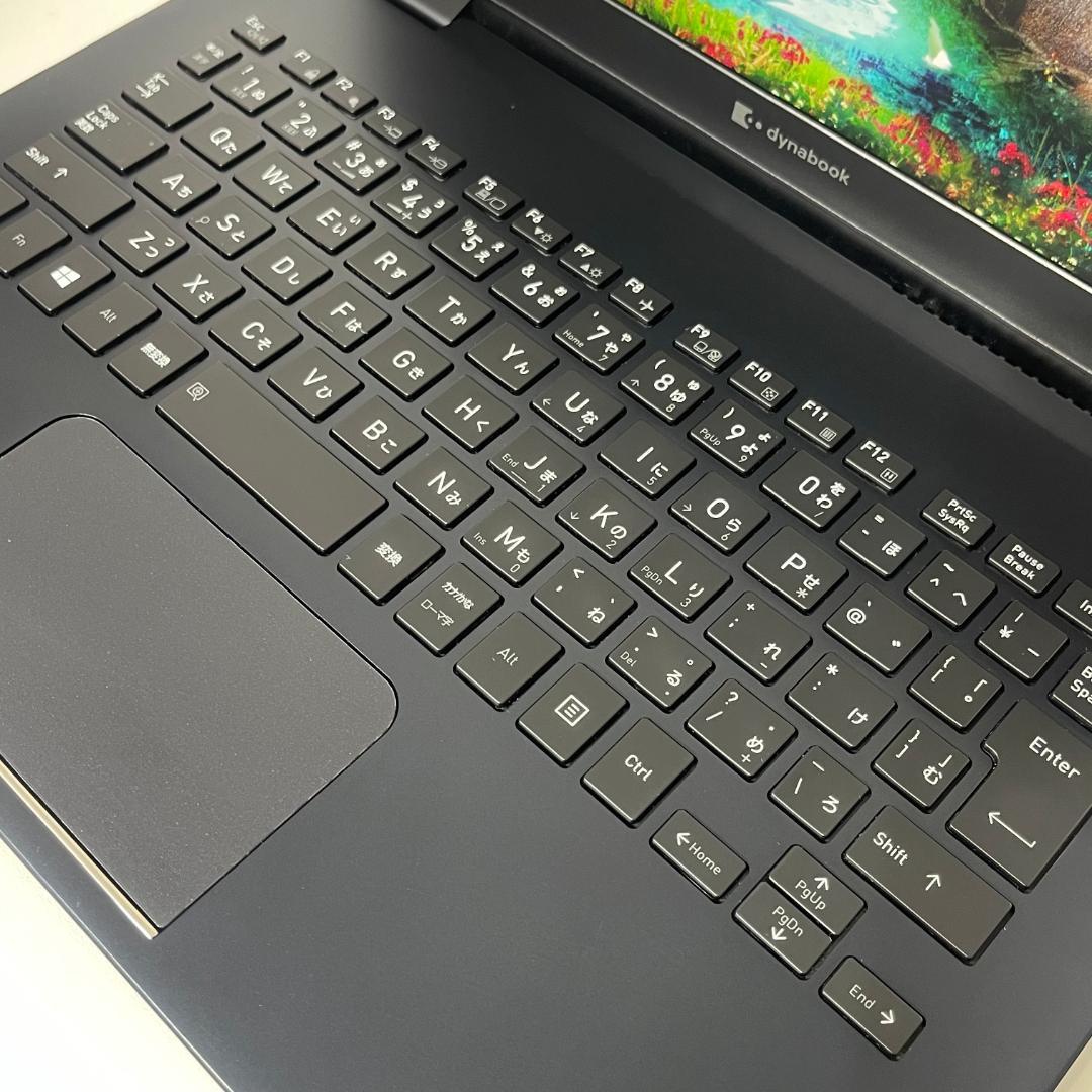 第10世代i5 新品SSD512GB メモリ16GB IGZO液晶13.3インチ