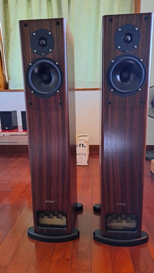 PMC FB1iのシグネチャーペア