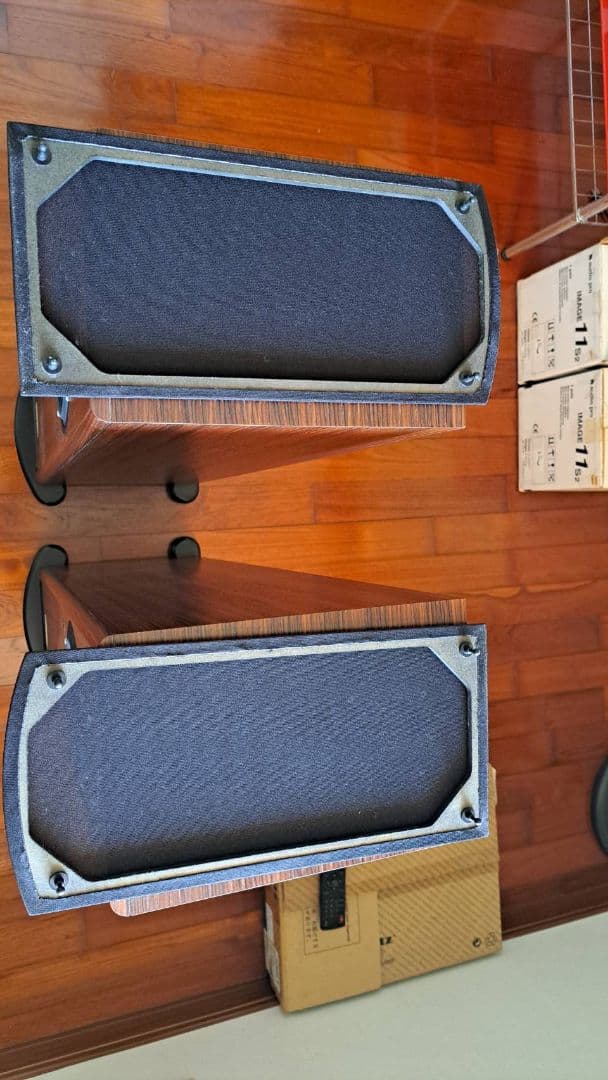 PMC FB1iのシグネチャーペア