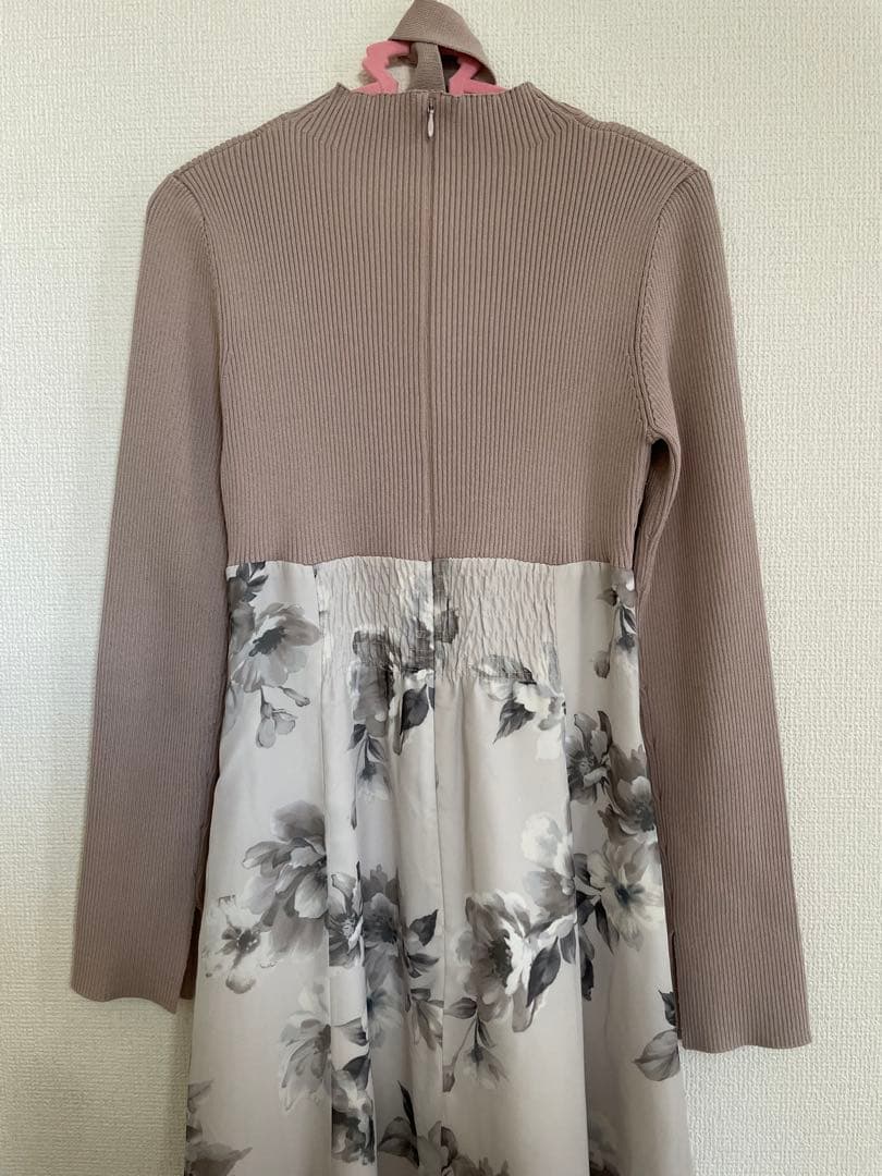 【極美品】マーキュリーデュオ　フラワードッキングロングスリーブワンピース　極美品