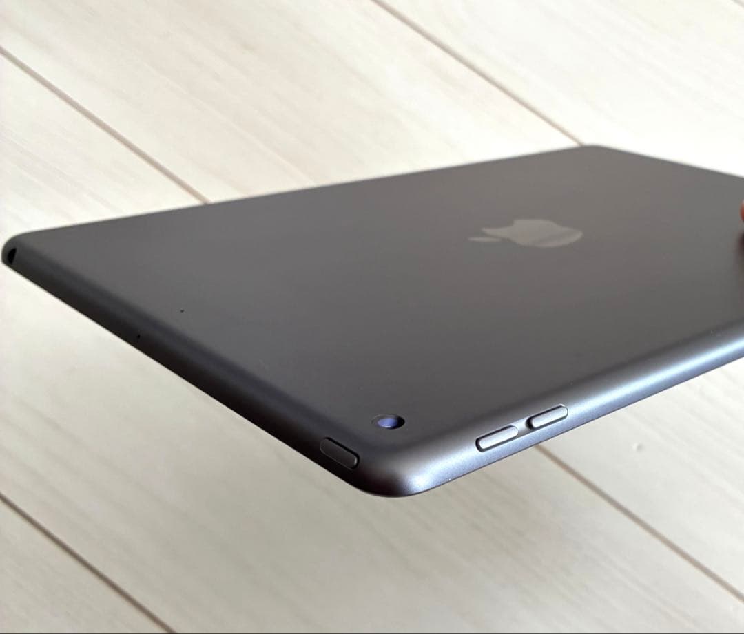 Apple iPad 本体 第9世代 64gb wifiモデル