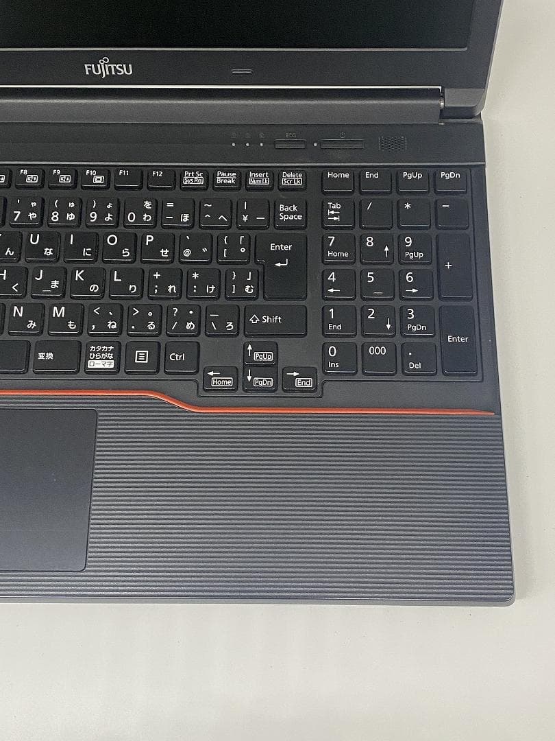 【FUJITSU】爆速Corei7/SSD256GB ノートパソコン B10