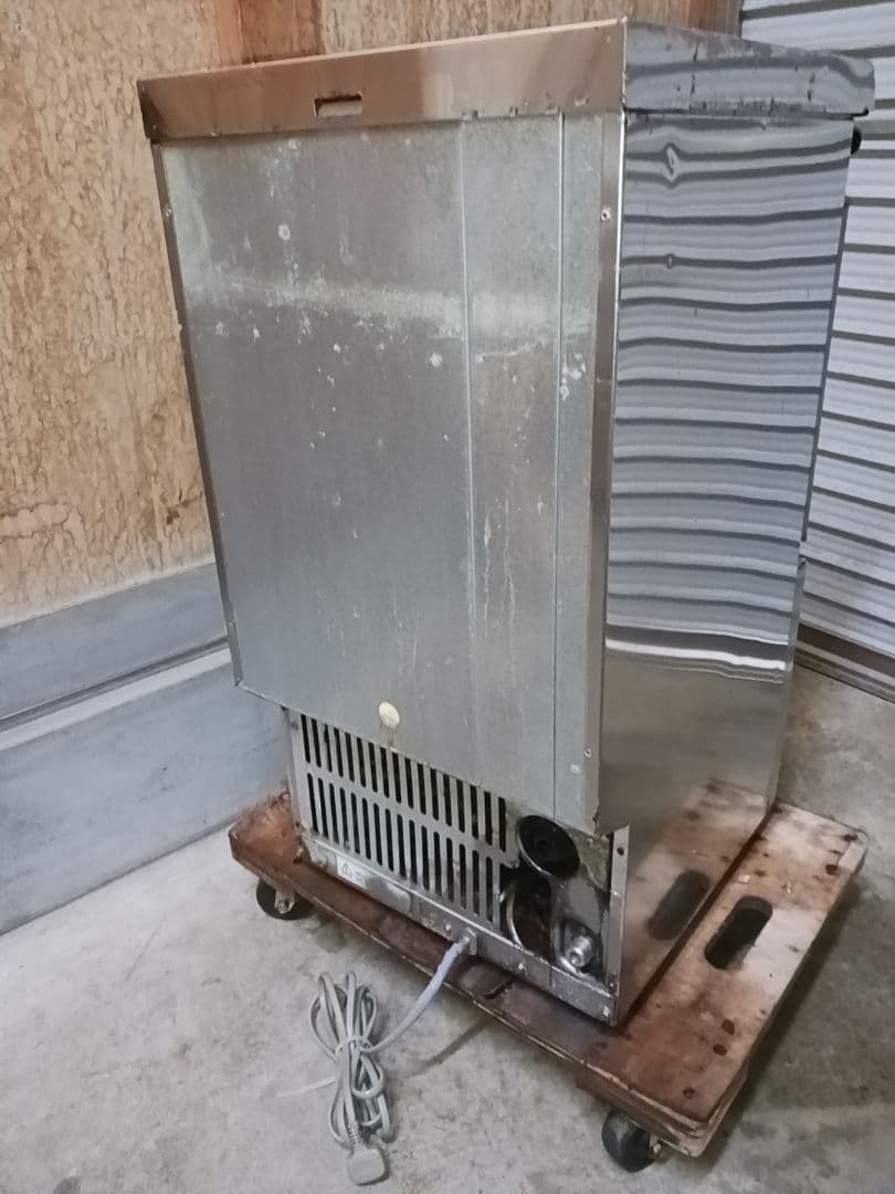 ホシザキ　業務用製氷機　IM-25M