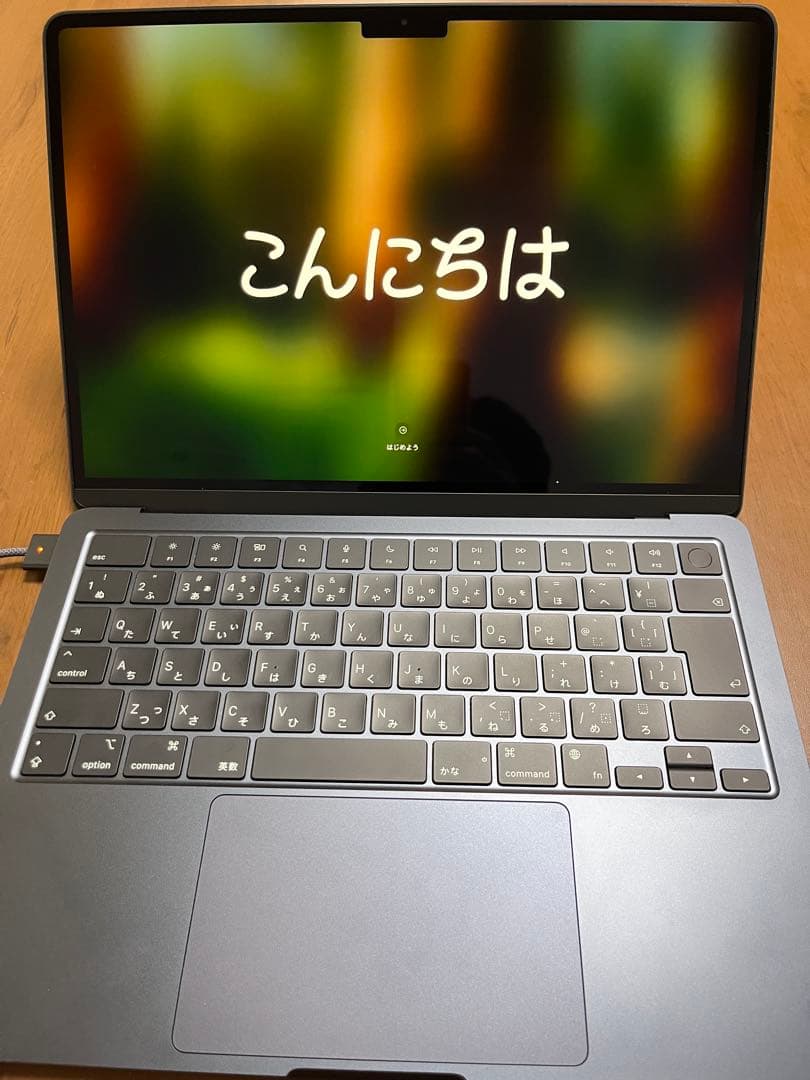 Apple M2チップ搭載 13インチ MacBook Air スペースグレイ