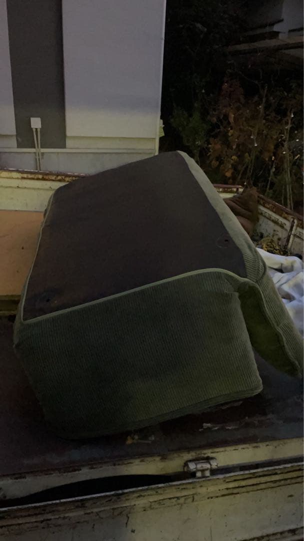 グリーン　クッション付きリクライニングソファー　脚付　2way