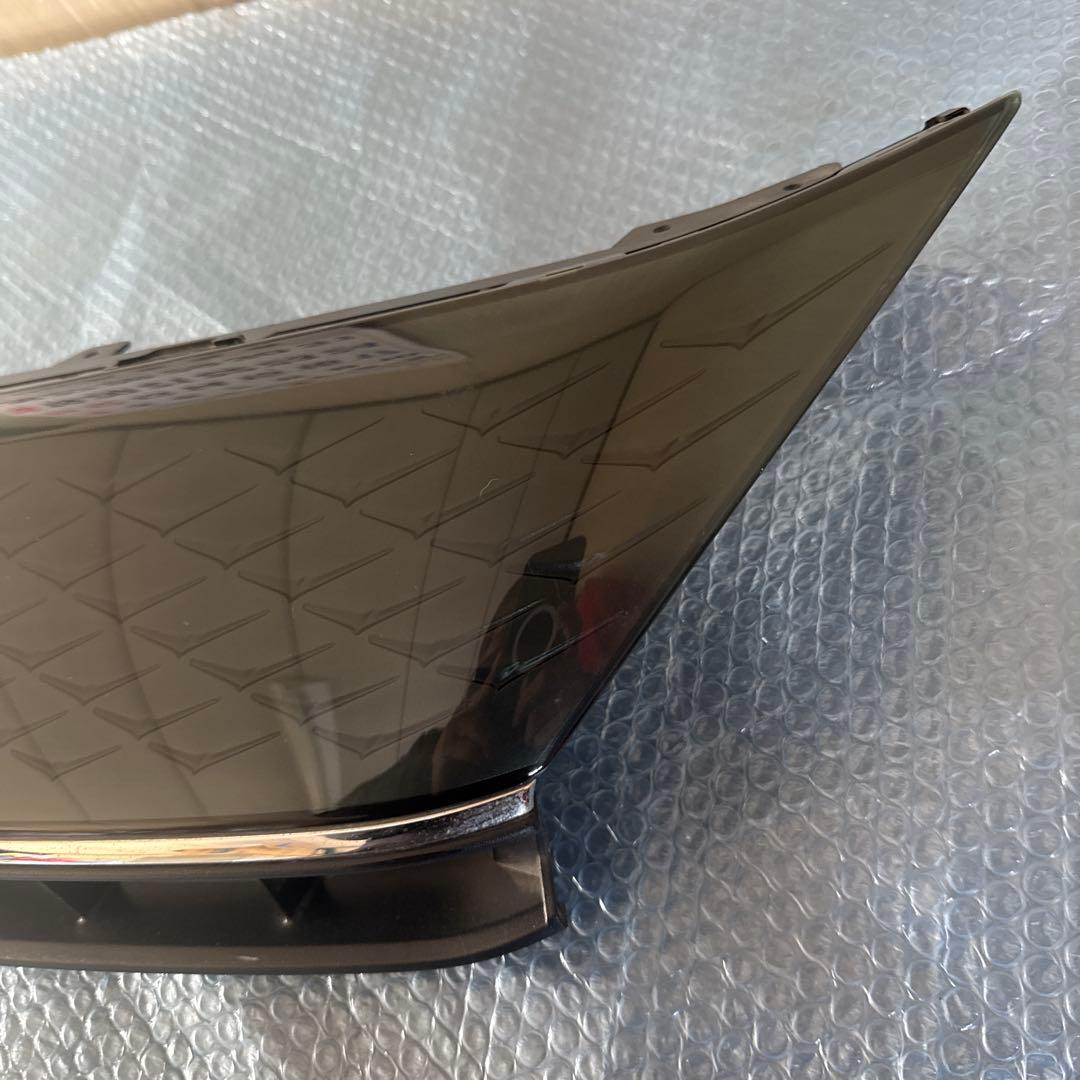 ア*ラ様 60 後期 ハリアーハイブリッド 純正フロント グリル 53114-4