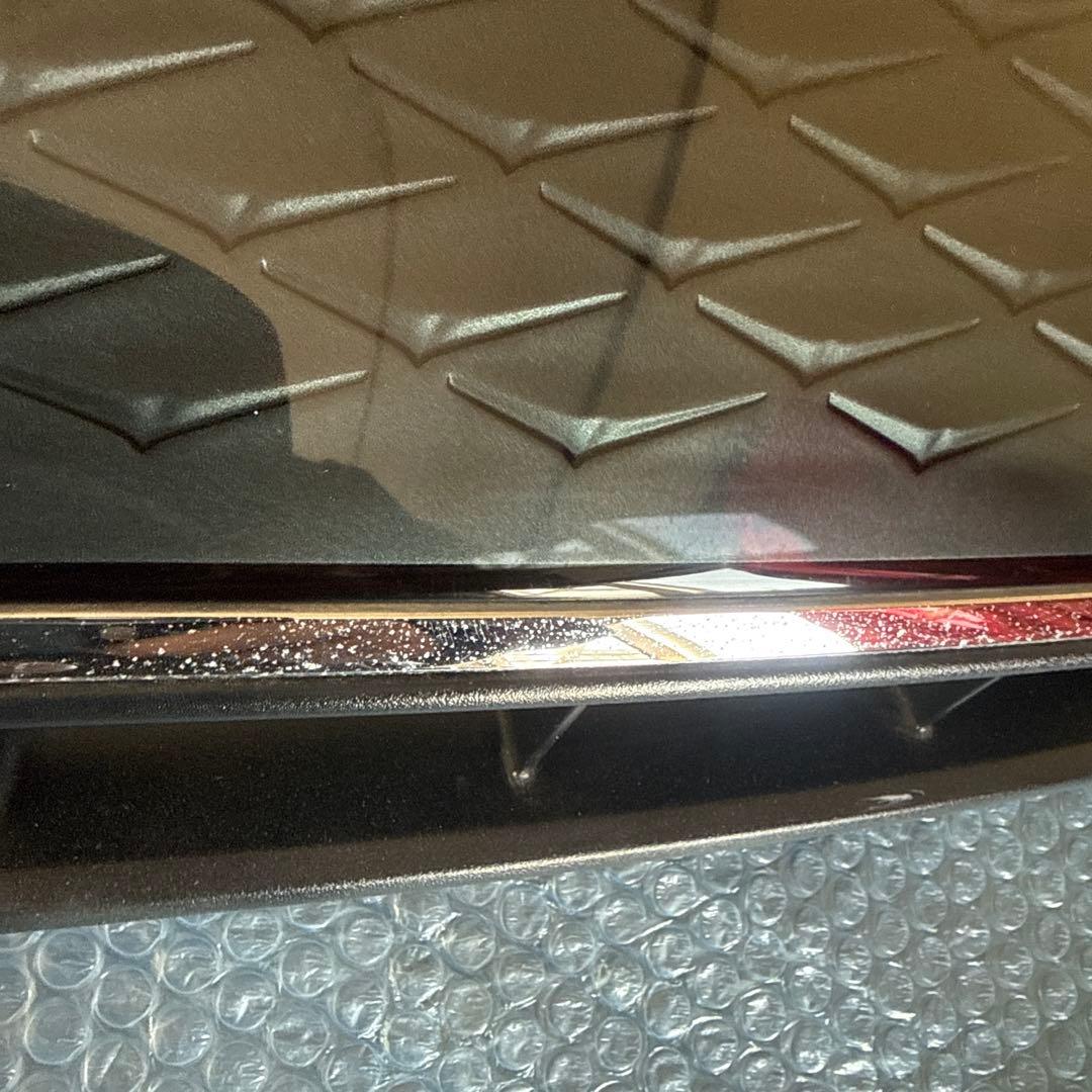 ア*ラ様 60 後期 ハリアーハイブリッド 純正フロント グリル 53114-4