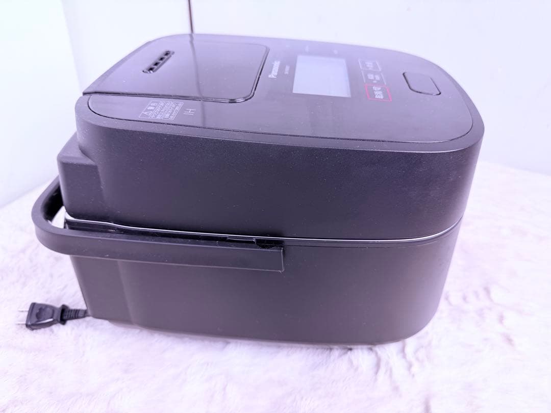 Panasonic 炊飯器5.5合炊 黒 SR-VSX101-W 2023年製