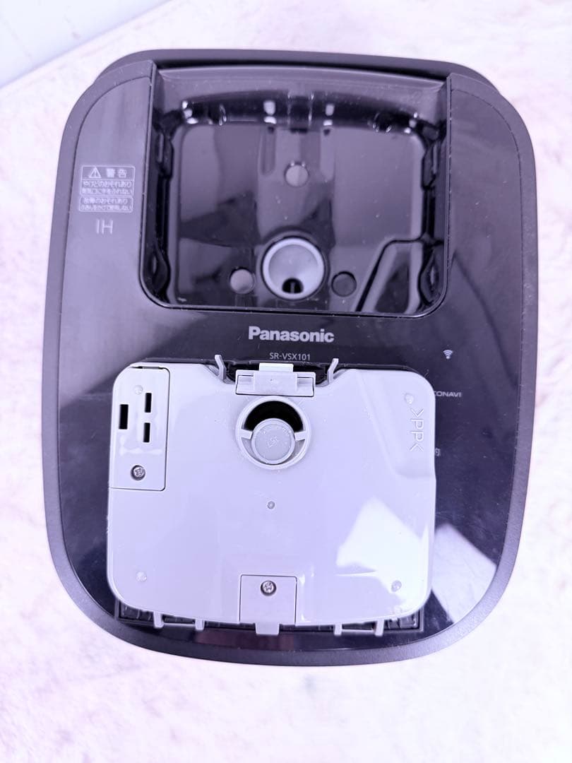 Panasonic 炊飯器5.5合炊 黒 SR-VSX101-W 2023年製