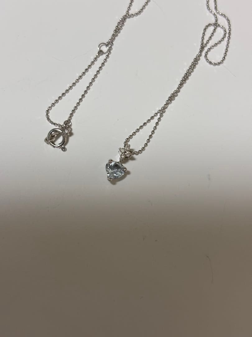K18WGアクアマリンのネックレス