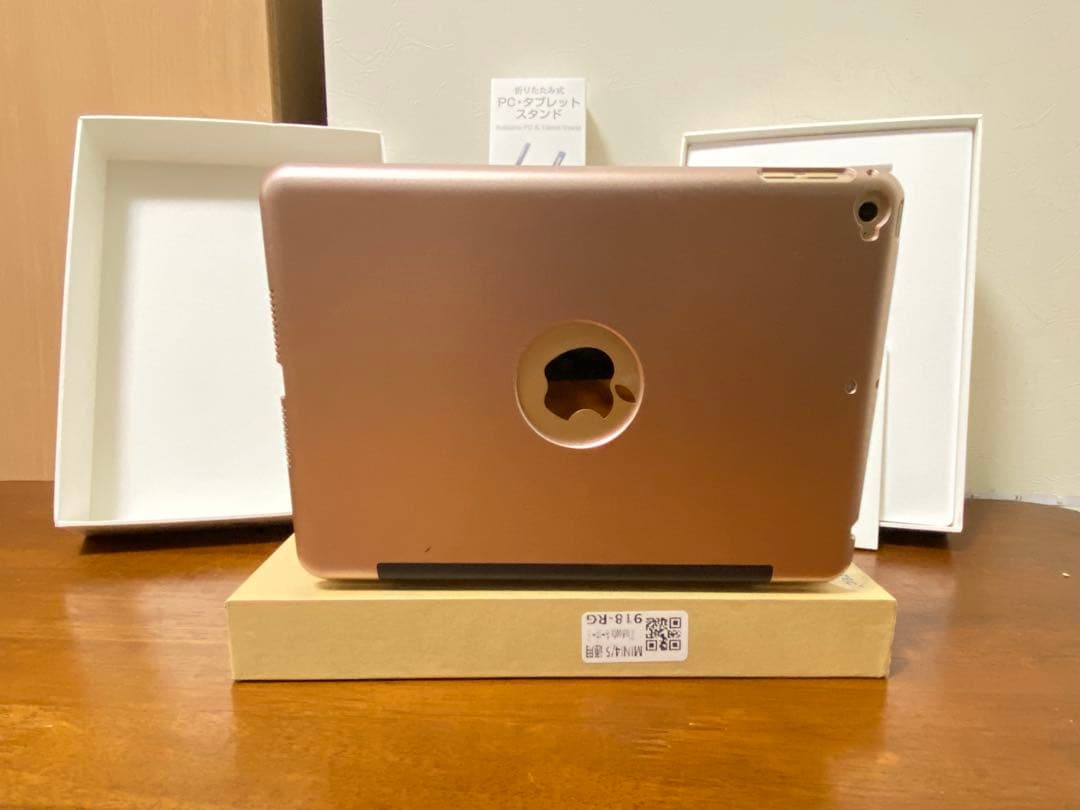 【極美品】 iPad mini 4 7.9インチ 128GB Simフリー