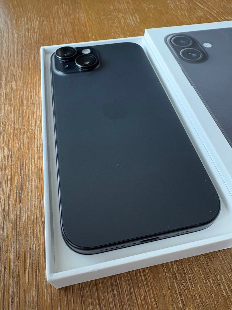 Apple iPhone 15ブラック【中古美品】【11/15までの出品】