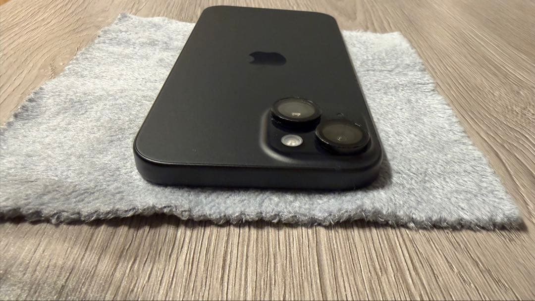 Apple iPhone 15ブラック【中古美品】【11/15までの出品】