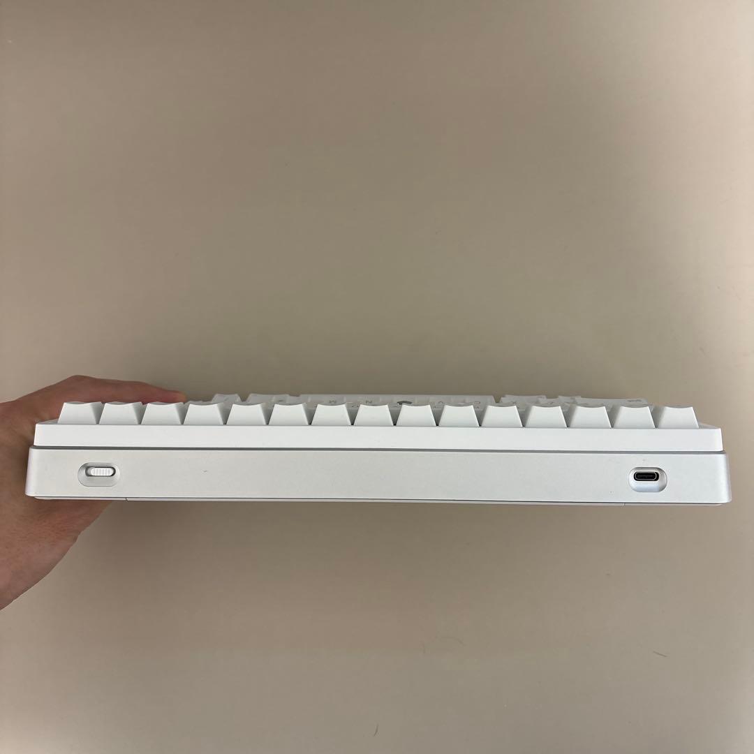 HHKB Studio （英字配列）ホワイト・雪