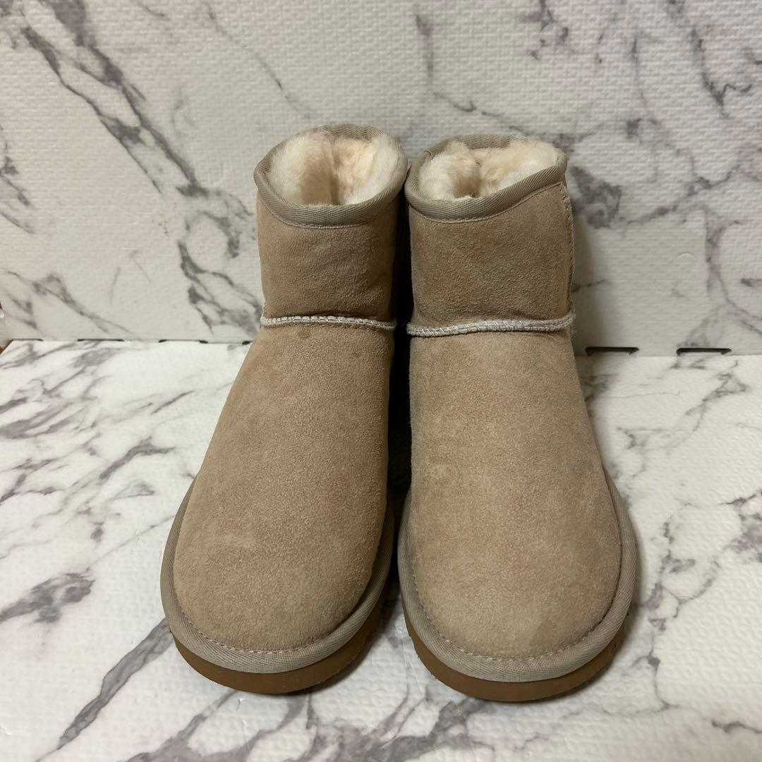新品❕未使用❕UGG W CLASSIC MINI ムートンブーツ　ショート