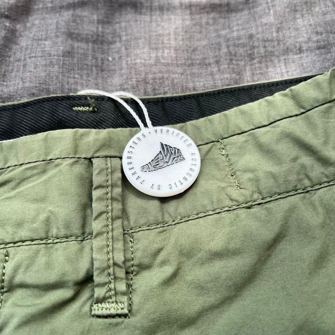 ストーンアイランド カーゴショートパンツ オリーブ