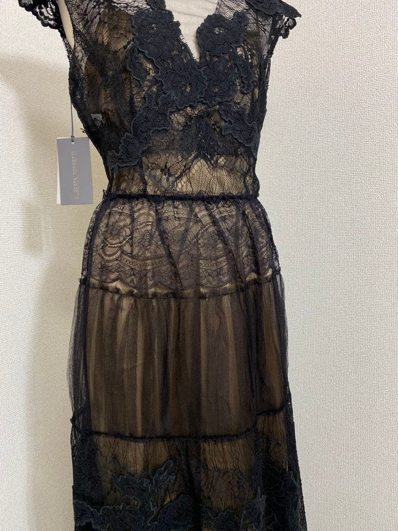 【未使用タグ付】A FERRETTI 総レース ロングドレス