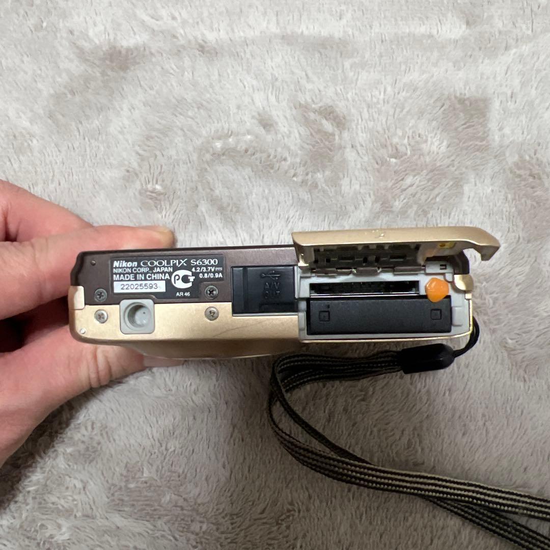 Nikon COOLPIX S6300 ゴールド