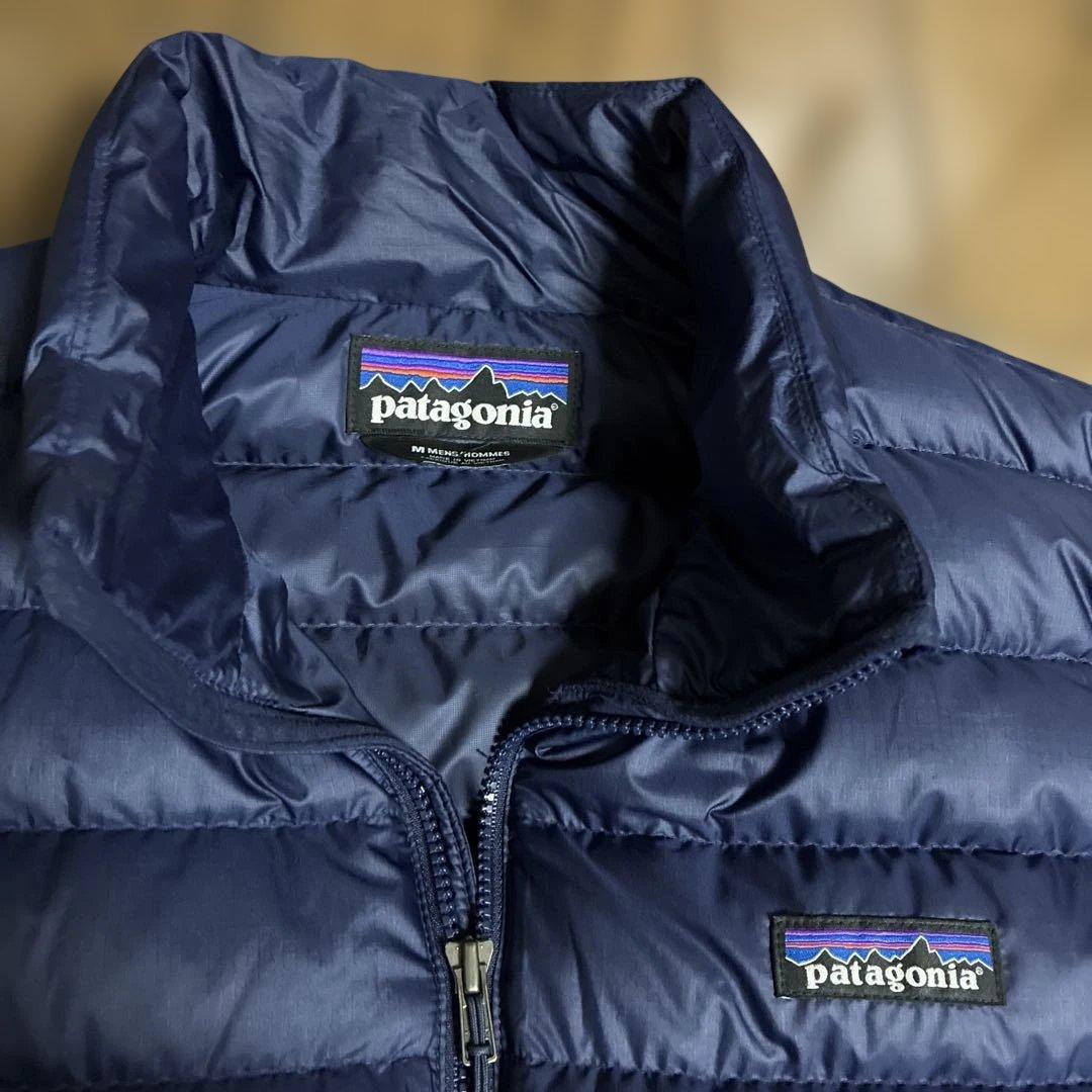 美品 patagonia ダウン・セーター・ベスト ネイビー　M
