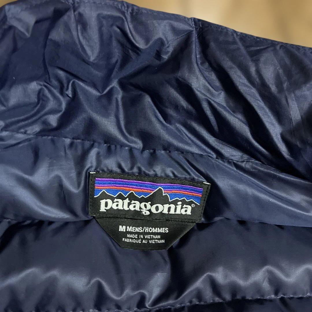 美品 patagonia ダウン・セーター・ベスト ネイビー　M