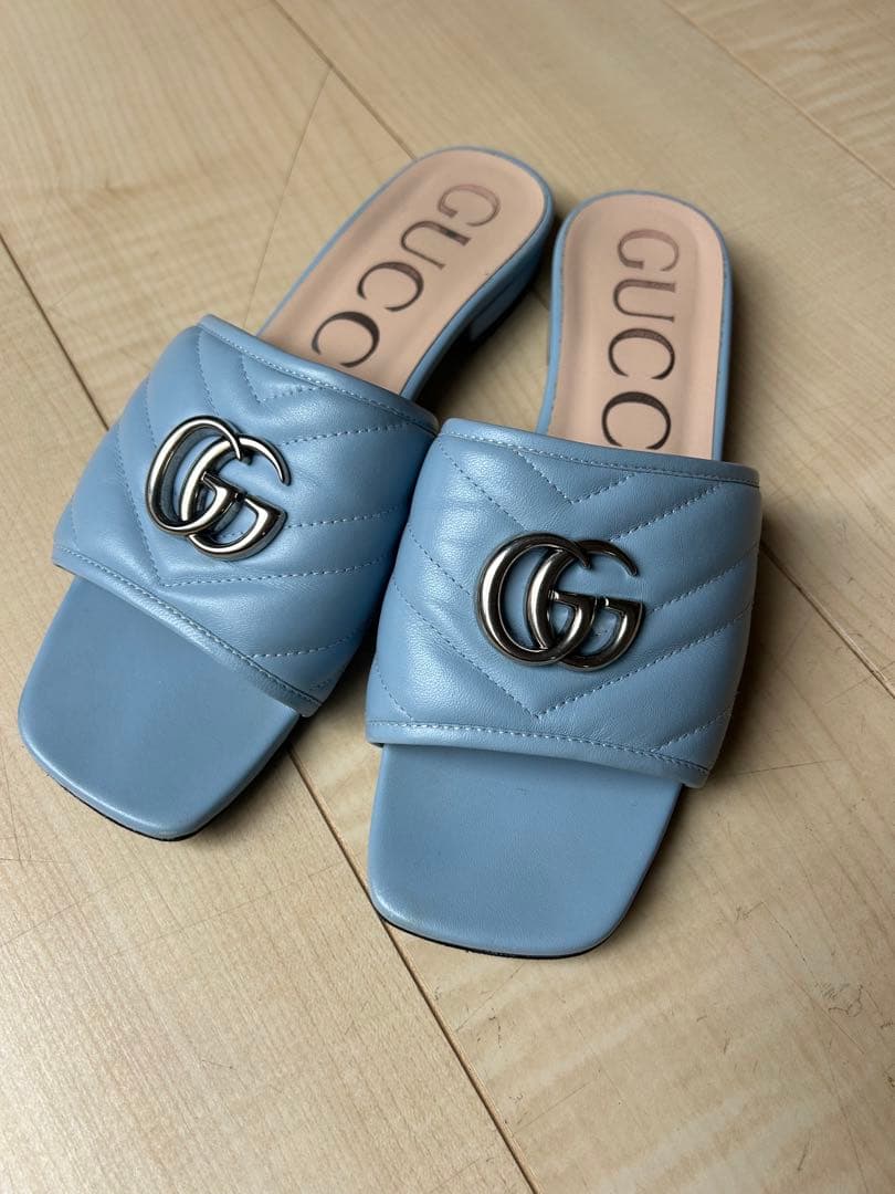 GUCCI ライトブルー GGロゴ スライドサンダル